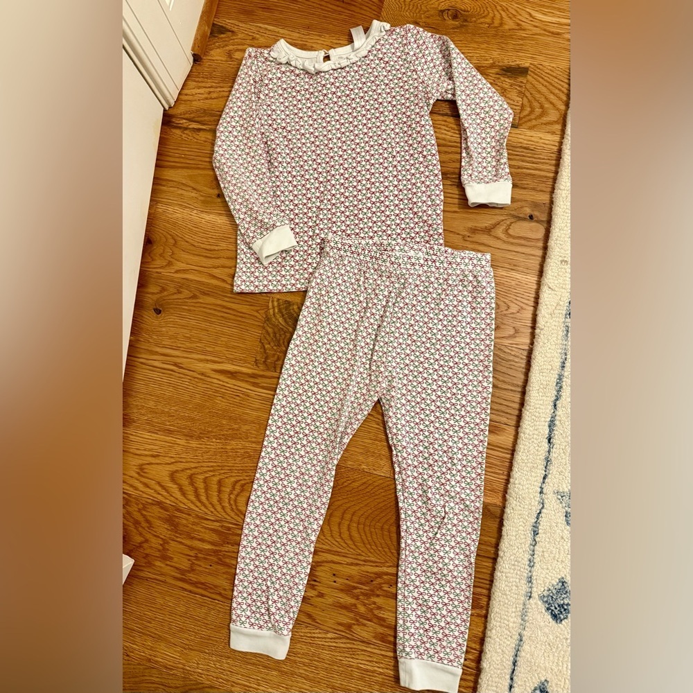 Lila & Hayes Girls Ava Pajamas Set - Red & Green Christmas Bows Size 5 Pima